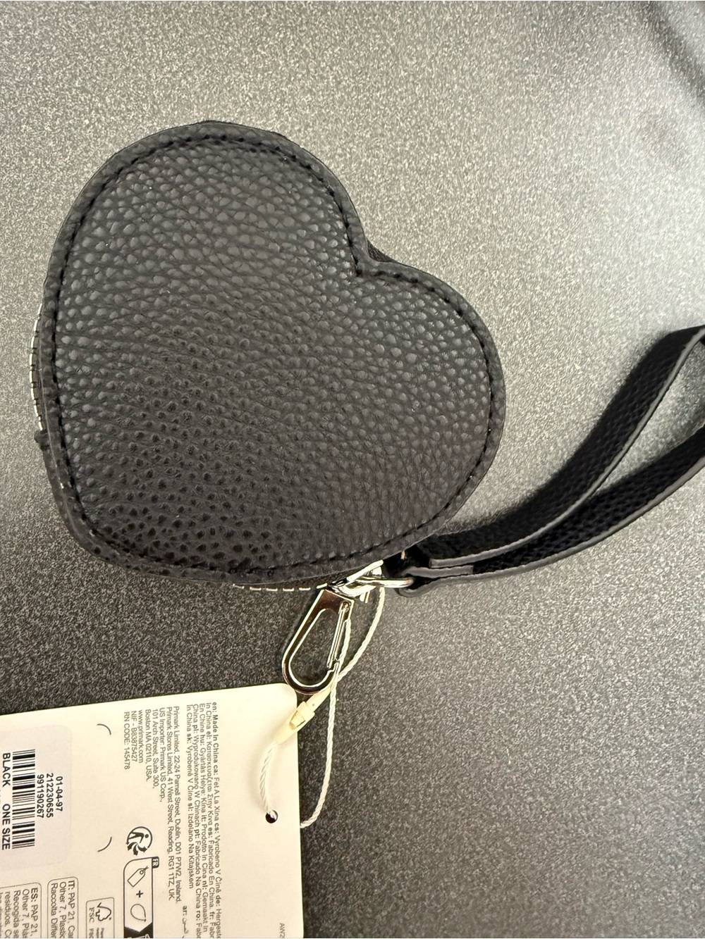 Ghost Face Black Heart Wristlet, Key Holder & Coin Pouch *NWT - Picture 5 of 6